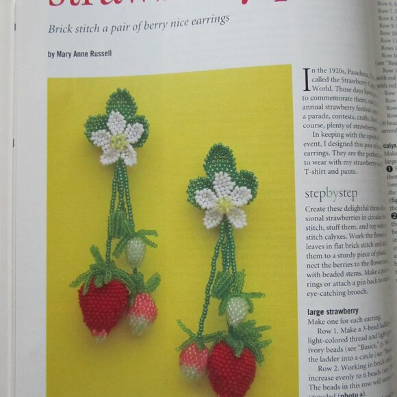 Bead and Button Magazine Creative Ideas For The Art of Beads and Jewelry 2001 - Picture 7 of 13